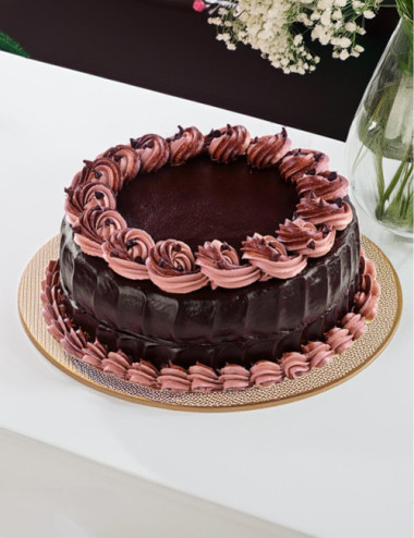 Luscious Chocolate (Goldilocks Cake)